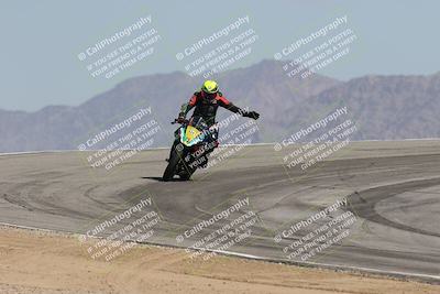 media/Oct-02-2025-Racers Edge (Thu) [[2c91cb6ab3]]/2-A Group/Session 5-Turn 12 (130pm)/